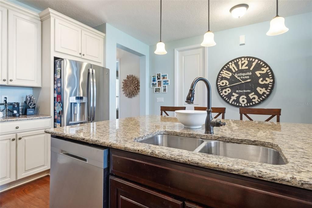 For Sale: $615,000 (4 beds, 3 baths, 2849 Square Feet)