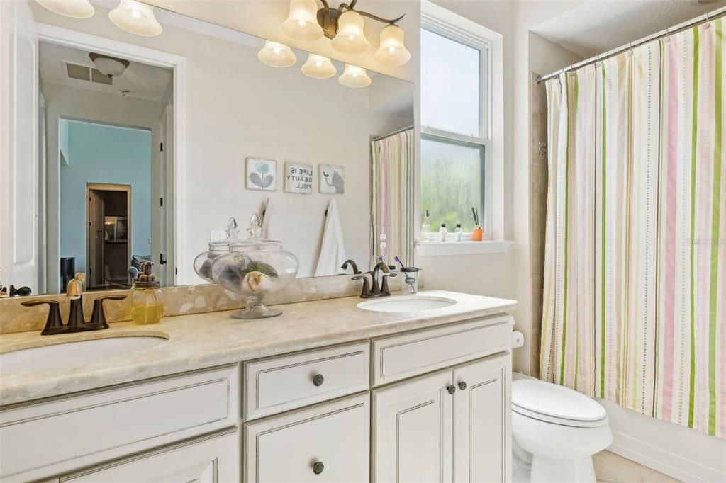 For Sale: $615,000 (4 beds, 3 baths, 2849 Square Feet)