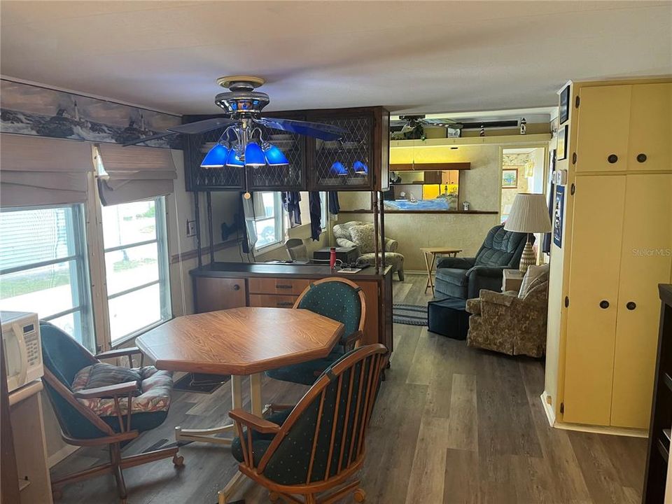 En Venta: $99,900 (2 camas, 2 baños, 695 Pies cuadrados)