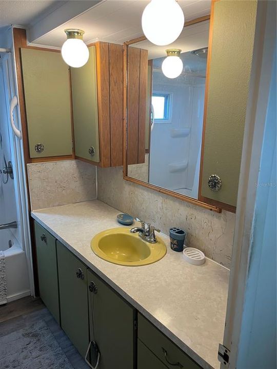 En Venta: $99,900 (2 camas, 2 baños, 695 Pies cuadrados)