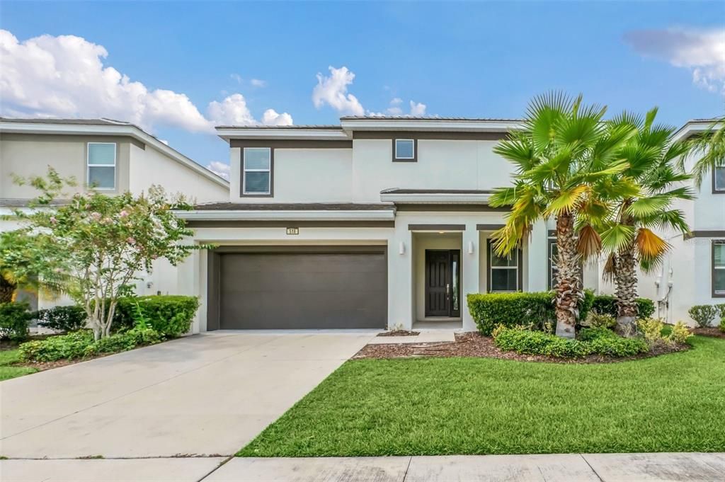 Active With Contract: $649,000 (8 beds, 5 baths, 3248 Square Feet)