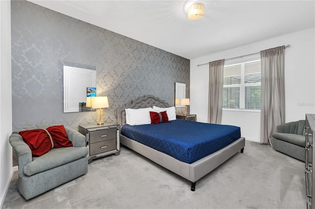 Active With Contract: $649,000 (8 beds, 5 baths, 3248 Square Feet)