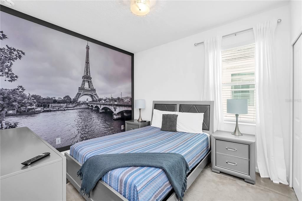 Active With Contract: $649,000 (8 beds, 5 baths, 3248 Square Feet)