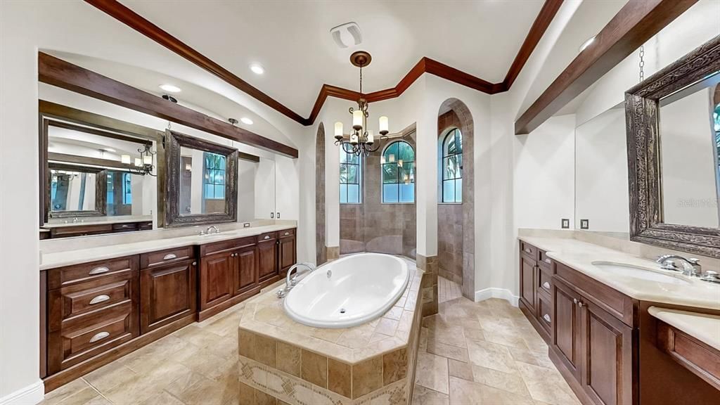 For Sale: $1,895,000 (4 beds, 5 baths, 4406 Square Feet)