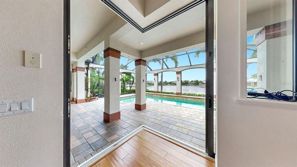 For Sale: $1,895,000 (4 beds, 5 baths, 4406 Square Feet)