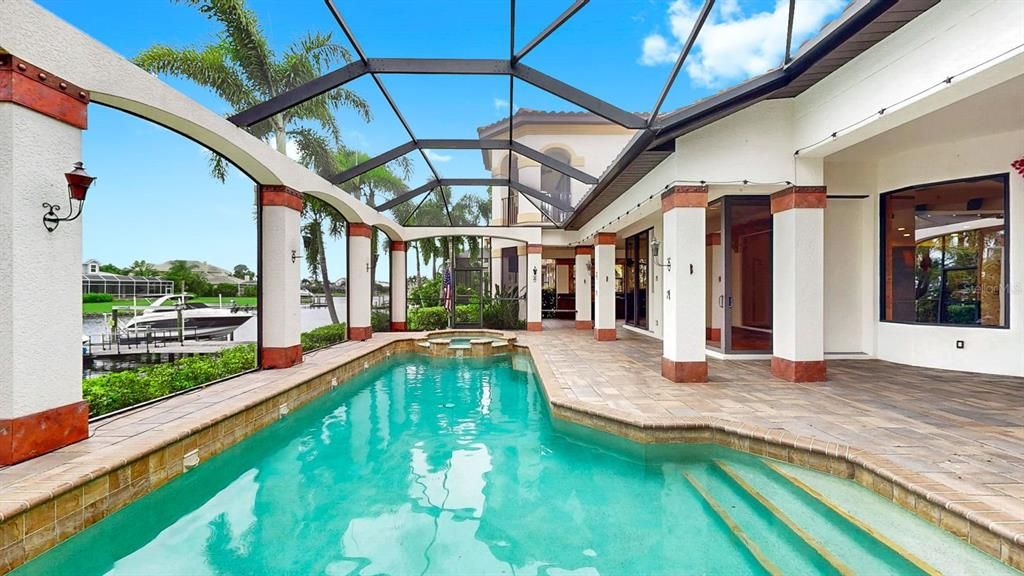 For Sale: $1,895,000 (4 beds, 5 baths, 4406 Square Feet)