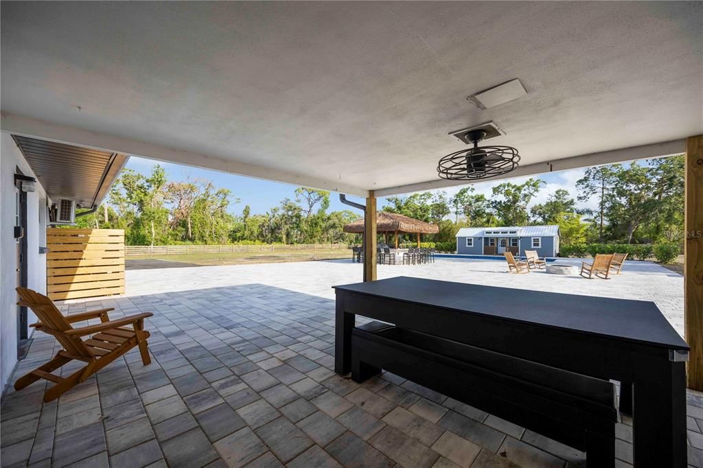 For Sale: $1,200,000 (4 beds, 2 baths, 2213 Square Feet)