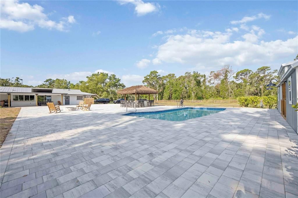 For Sale: $1,200,000 (4 beds, 2 baths, 2213 Square Feet)