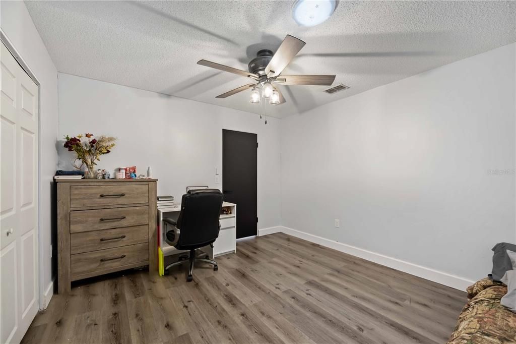 For Sale: $1,200,000 (4 beds, 2 baths, 2213 Square Feet)