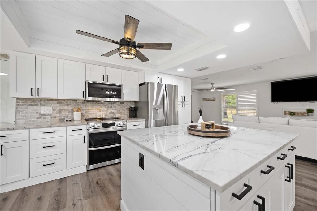 For Sale: $1,200,000 (4 beds, 2 baths, 2213 Square Feet)