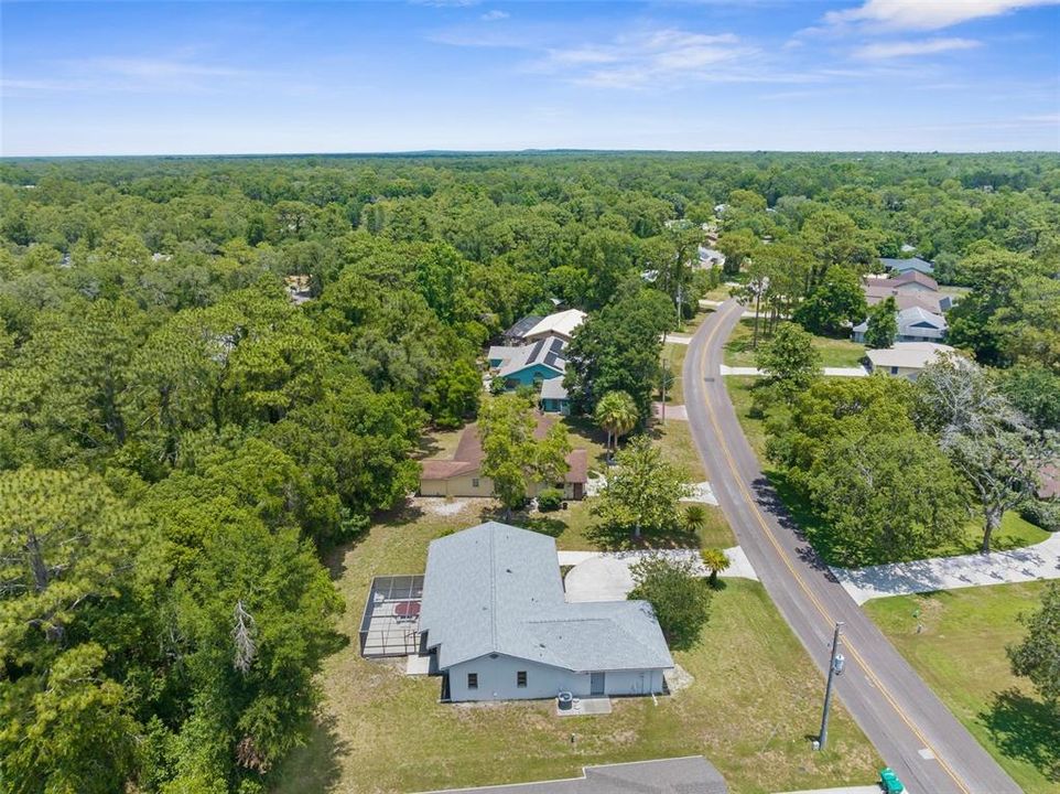 Active With Contract: $279,900 (3 beds, 2 baths, 1660 Square Feet)
