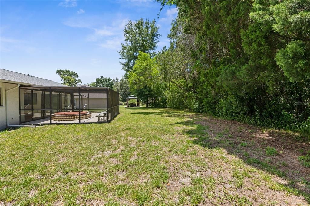 Active With Contract: $279,900 (3 beds, 2 baths, 1660 Square Feet)