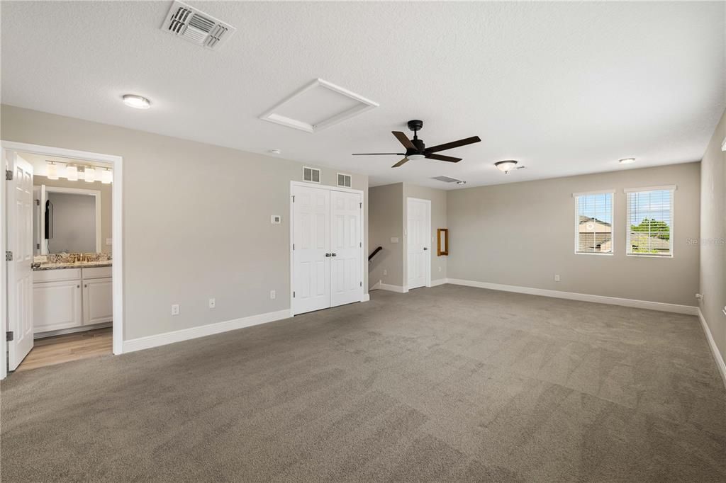 For Sale: $630,000 (5 beds, 4 baths, 3157 Square Feet)