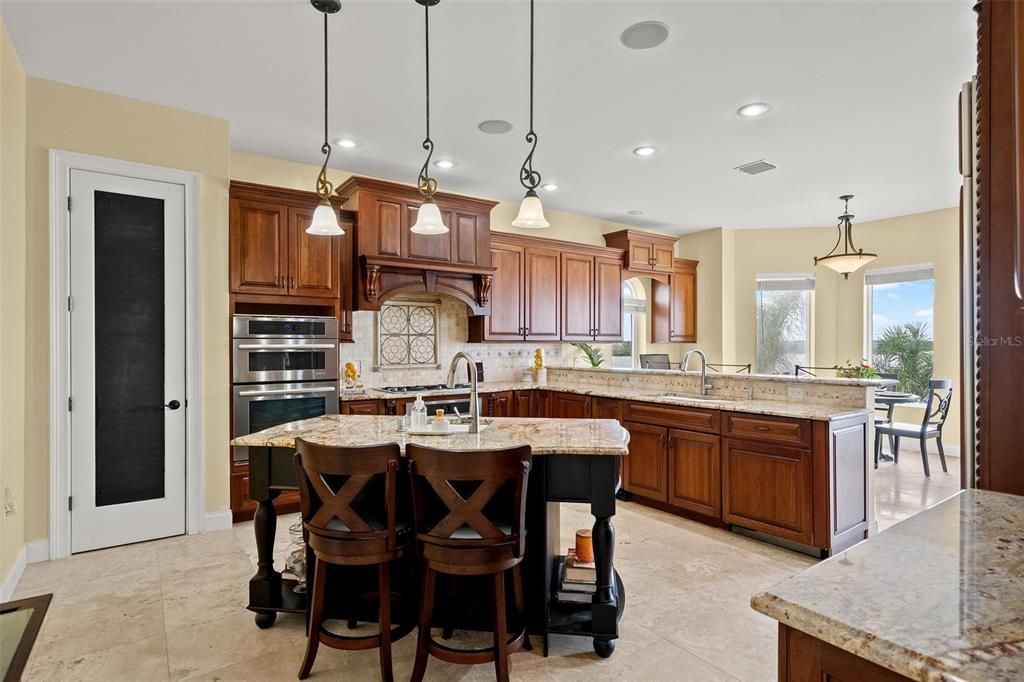 待售: $2,875,000 (4 贝兹, 4 浴室, 4816 平方英尺)