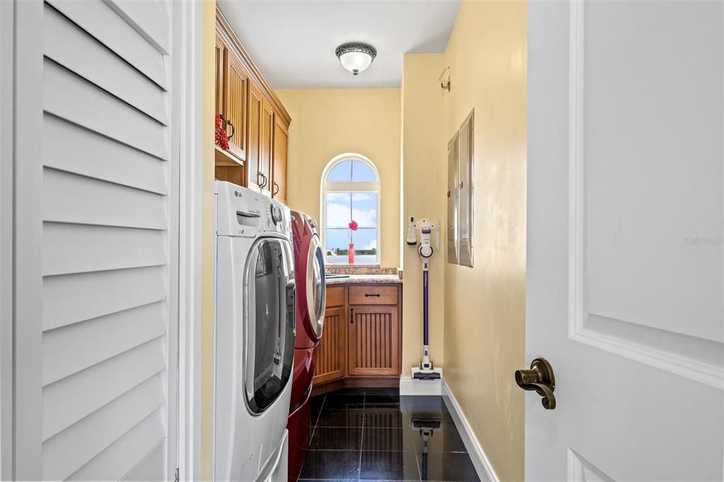 待售: $2,875,000 (4 贝兹, 4 浴室, 4816 平方英尺)