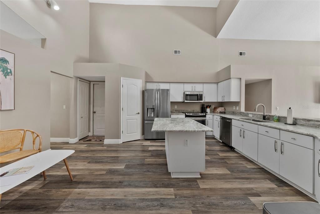 Active With Contract: $529,900 (4 beds, 3 baths, 2546 Square Feet)