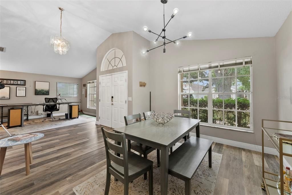 Active With Contract: $529,900 (4 beds, 3 baths, 2546 Square Feet)