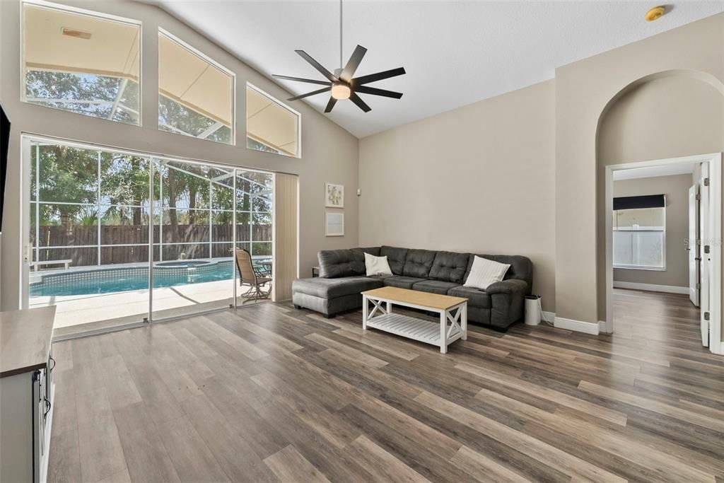 Active With Contract: $529,900 (4 beds, 3 baths, 2546 Square Feet)