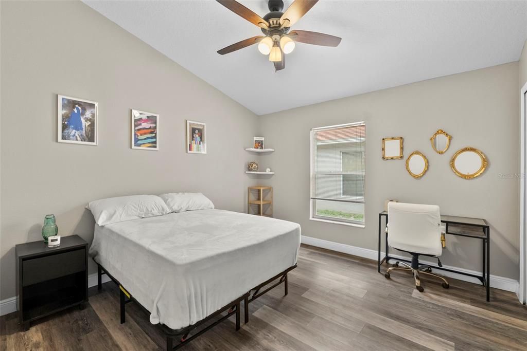 Active With Contract: $529,900 (4 beds, 3 baths, 2546 Square Feet)