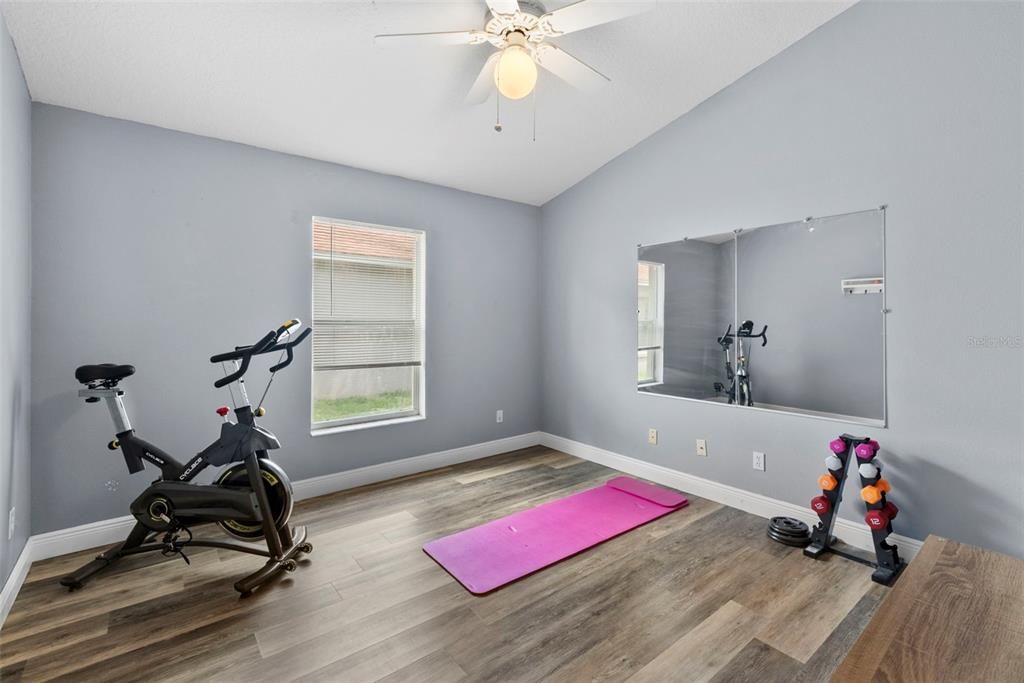 Active With Contract: $529,900 (4 beds, 3 baths, 2546 Square Feet)