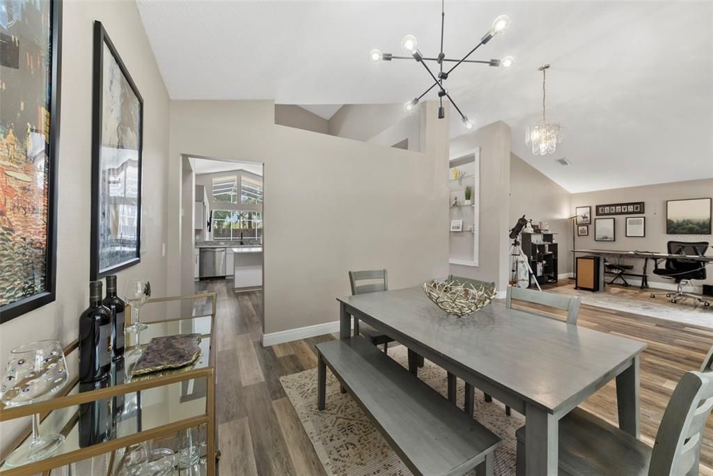 Active With Contract: $529,900 (4 beds, 3 baths, 2546 Square Feet)