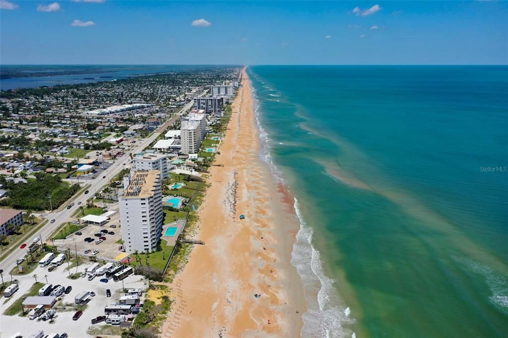 En Venta: $155,000 (2 camas, 2 baños, 932 Pies cuadrados)