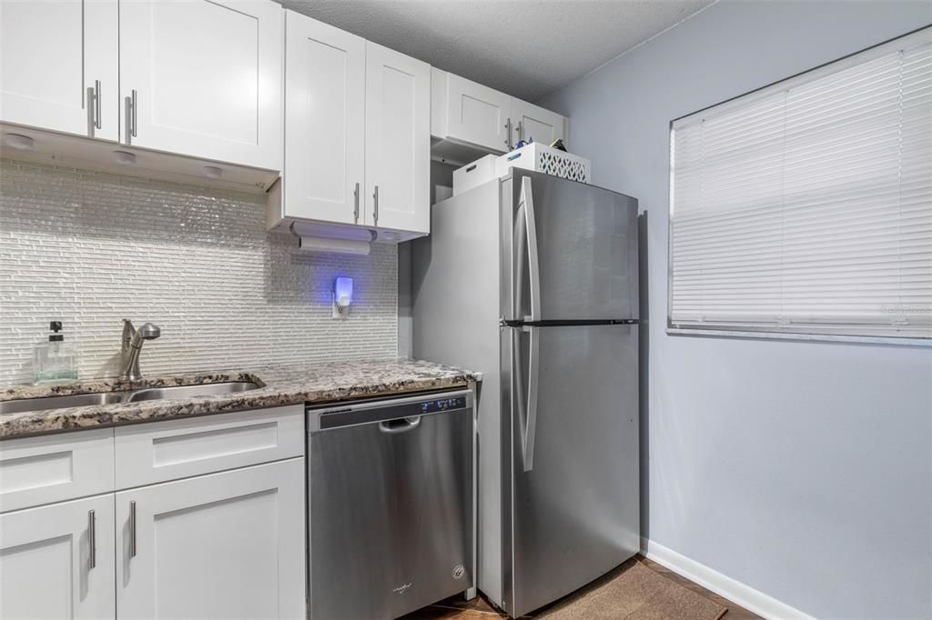 En Venta: $155,000 (2 camas, 2 baños, 932 Pies cuadrados)