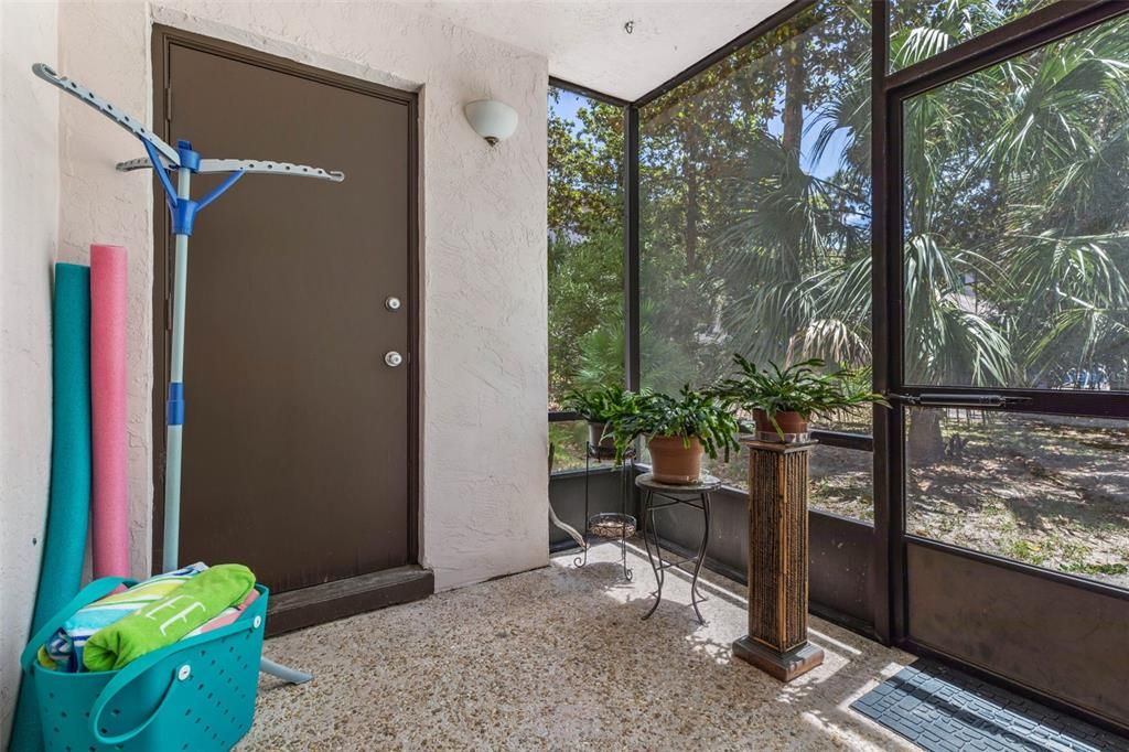 En Venta: $155,000 (2 camas, 2 baños, 932 Pies cuadrados)