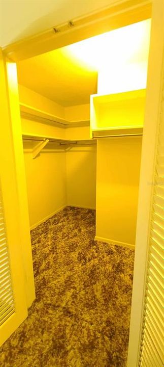 待售: $1,600,000 (7 贝兹, 4 浴室, 4390 平方英尺)