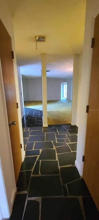 待售: $1,600,000 (7 贝兹, 4 浴室, 4390 平方英尺)