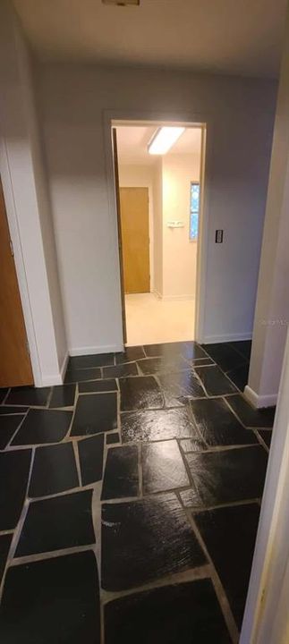 待售: $1,600,000 (7 贝兹, 4 浴室, 4390 平方英尺)