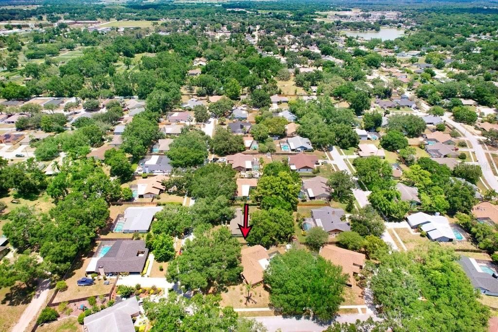 合同活跃: $445,000 (4 贝兹, 2 浴室, 1924 平方英尺)