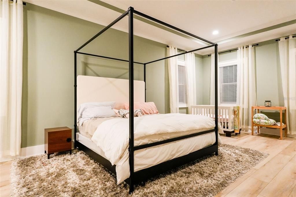 En Venta: $1,590,000 (6 camas, 4 baños, 4100 Pies cuadrados)