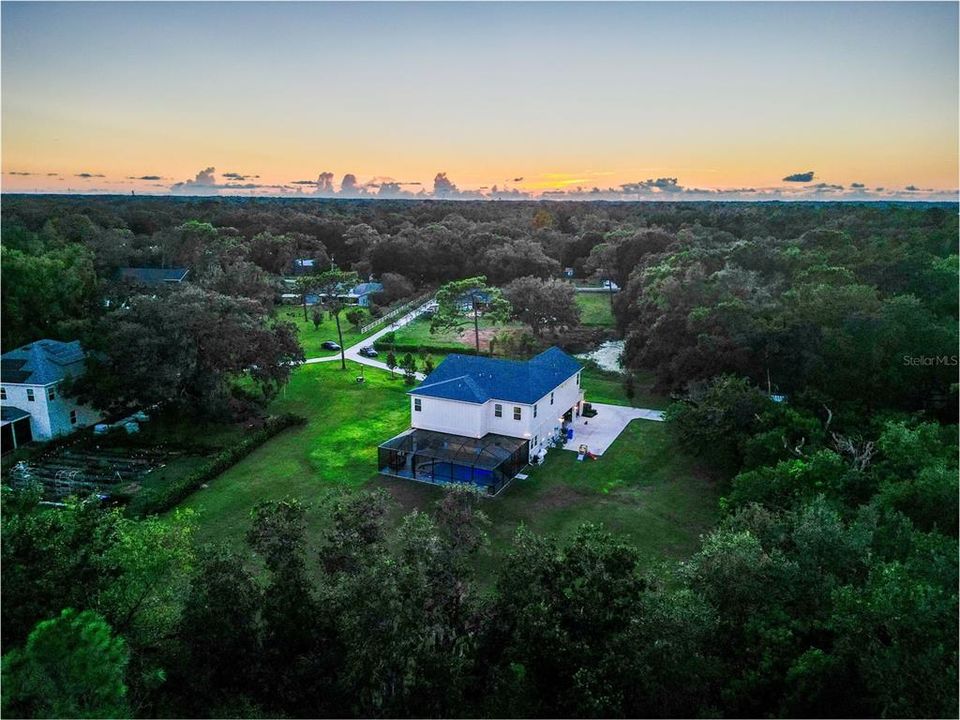 En Venta: $1,590,000 (6 camas, 4 baños, 4100 Pies cuadrados)