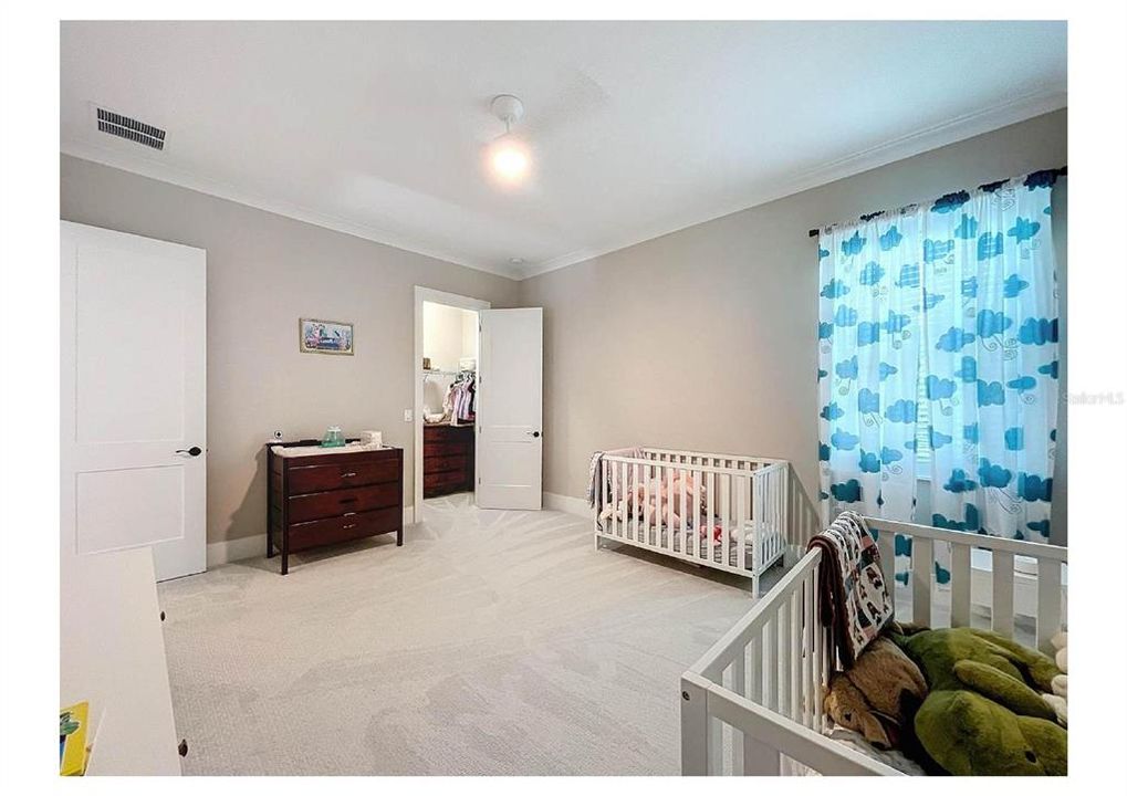 En Venta: $1,590,000 (6 camas, 4 baños, 4100 Pies cuadrados)