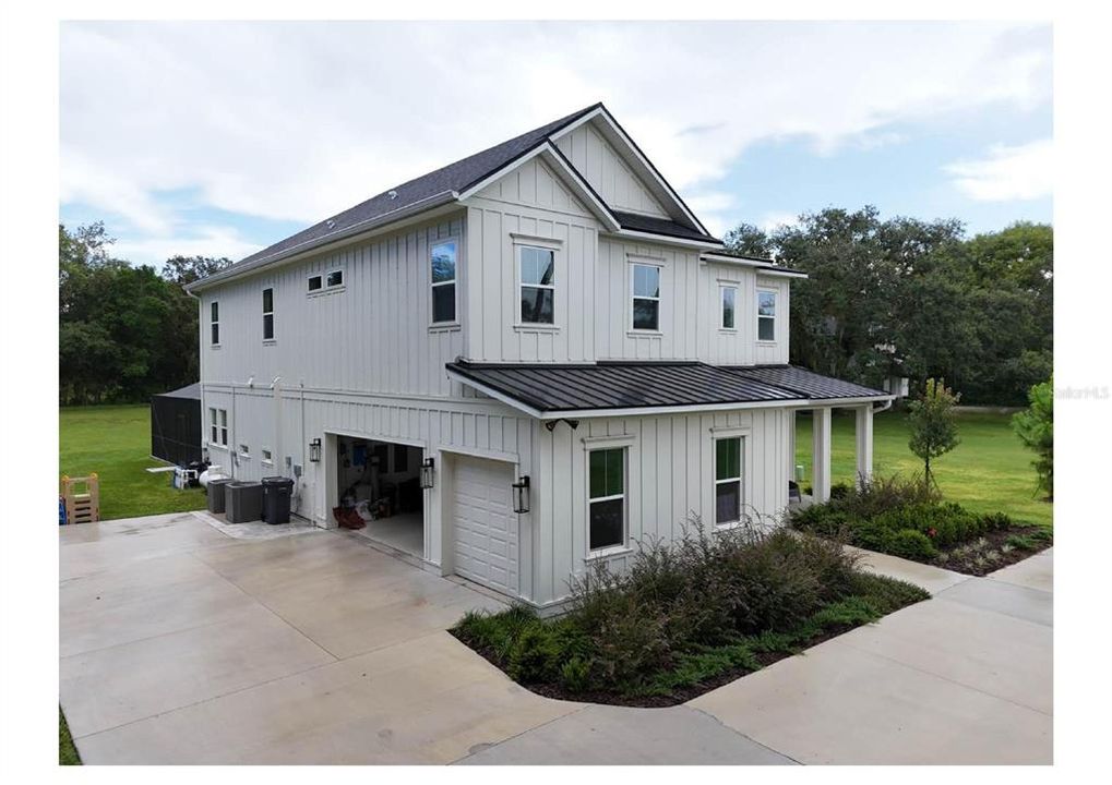 En Venta: $1,590,000 (6 camas, 4 baños, 4100 Pies cuadrados)