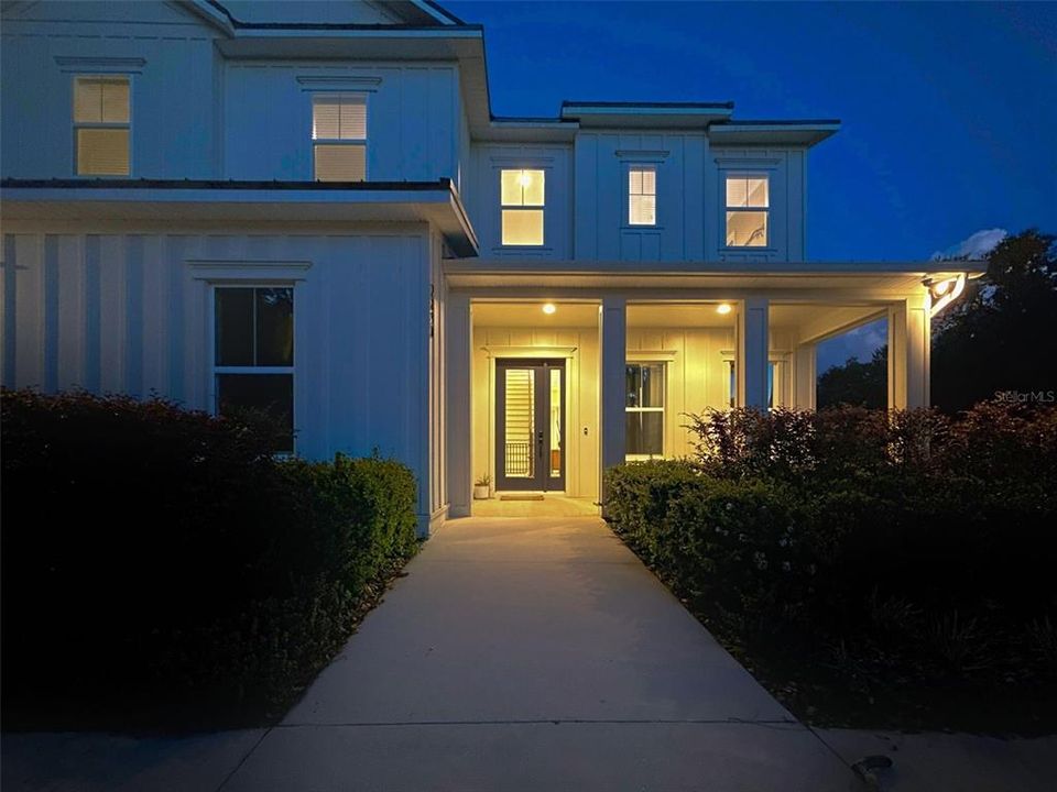 En Venta: $1,590,000 (6 camas, 4 baños, 4100 Pies cuadrados)