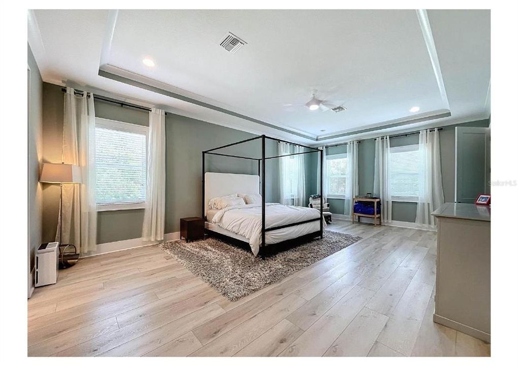 En Venta: $1,590,000 (6 camas, 4 baños, 4100 Pies cuadrados)