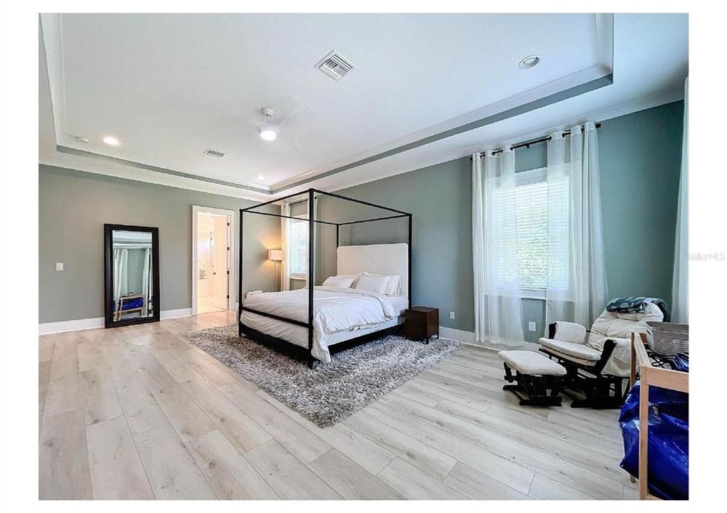 En Venta: $1,590,000 (6 camas, 4 baños, 4100 Pies cuadrados)