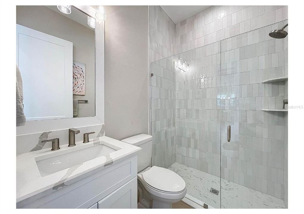 En Venta: $1,590,000 (6 camas, 4 baños, 4100 Pies cuadrados)