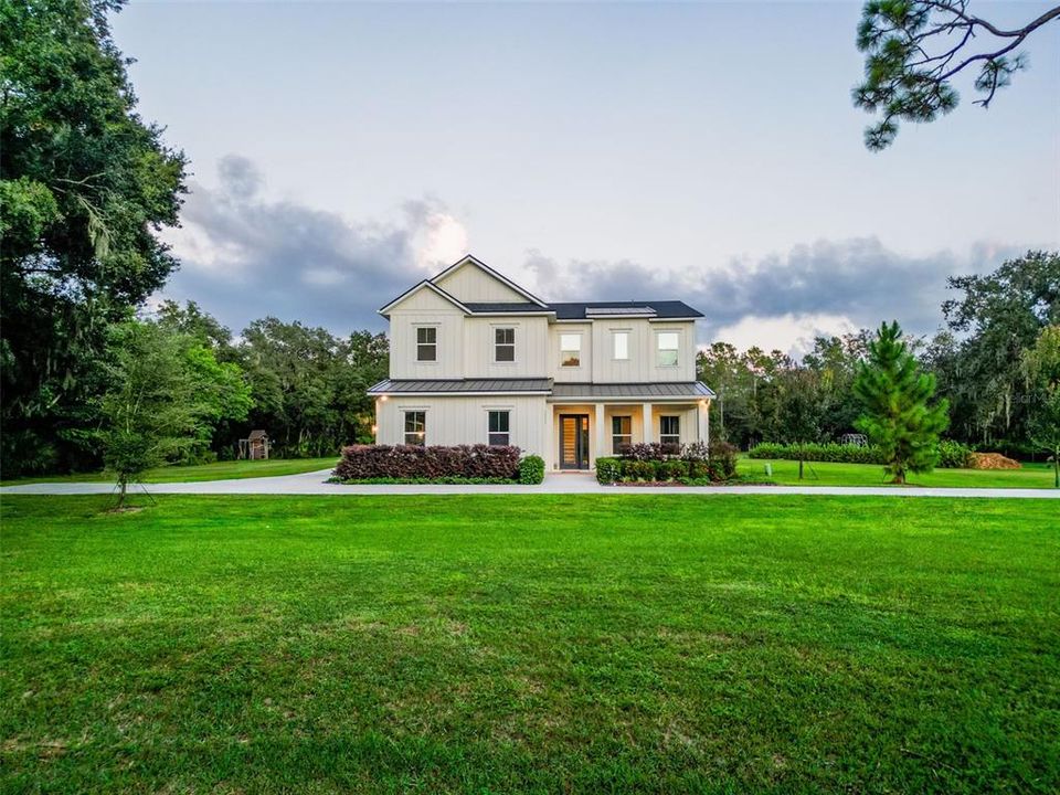 En Venta: $1,590,000 (6 camas, 4 baños, 4100 Pies cuadrados)