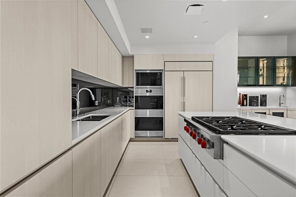 待售: $9,900,000 (4 贝兹, 4 浴室, 3920 平方英尺)