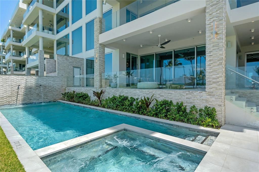 待售: $9,900,000 (4 贝兹, 4 浴室, 3920 平方英尺)