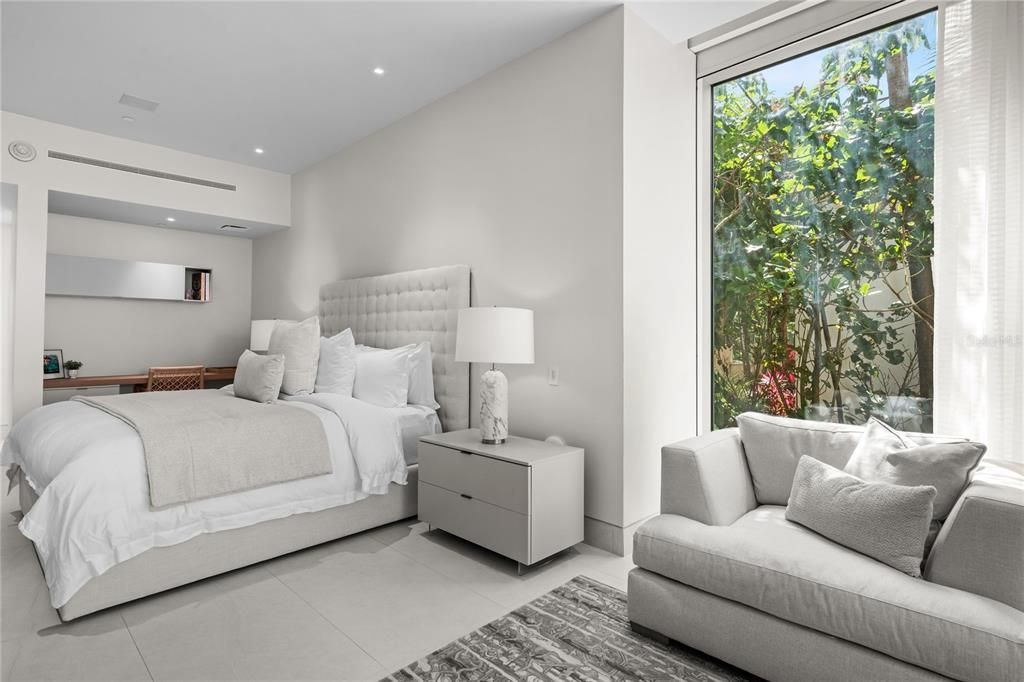 待售: $9,900,000 (4 贝兹, 4 浴室, 3920 平方英尺)