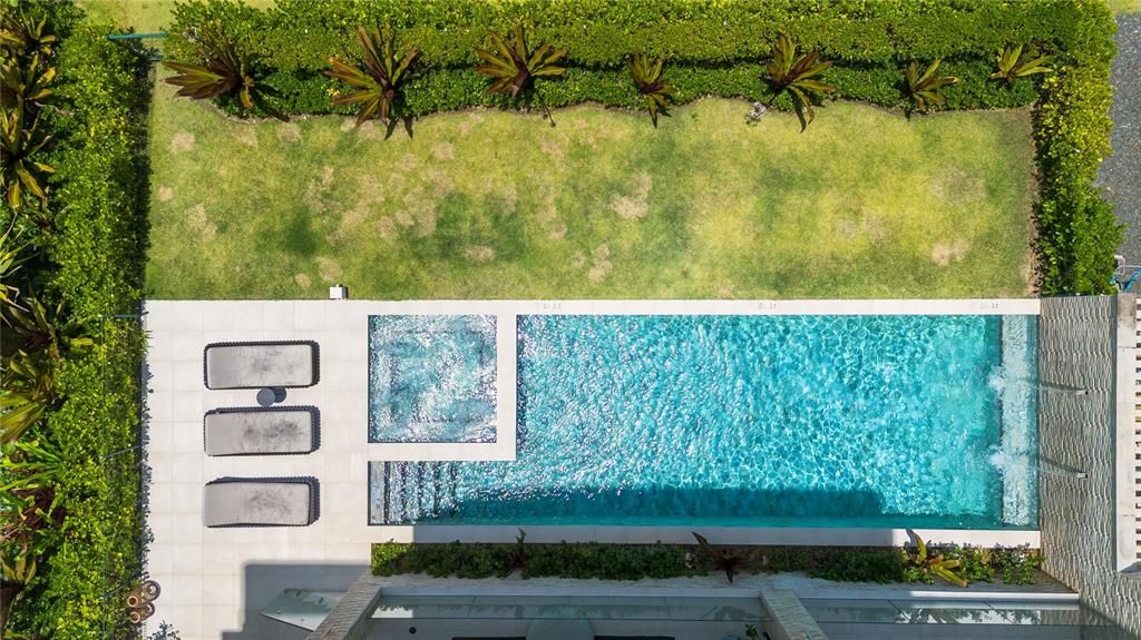 待售: $9,900,000 (4 贝兹, 4 浴室, 3920 平方英尺)