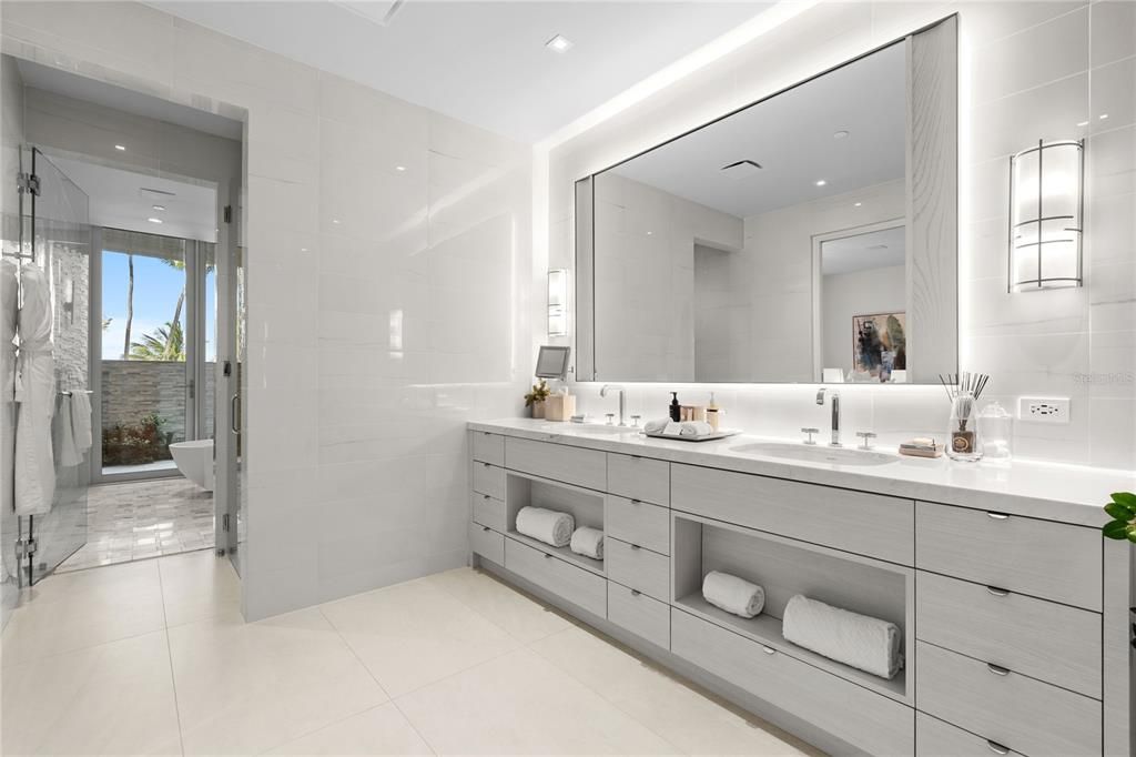 待售: $9,900,000 (4 贝兹, 4 浴室, 3920 平方英尺)