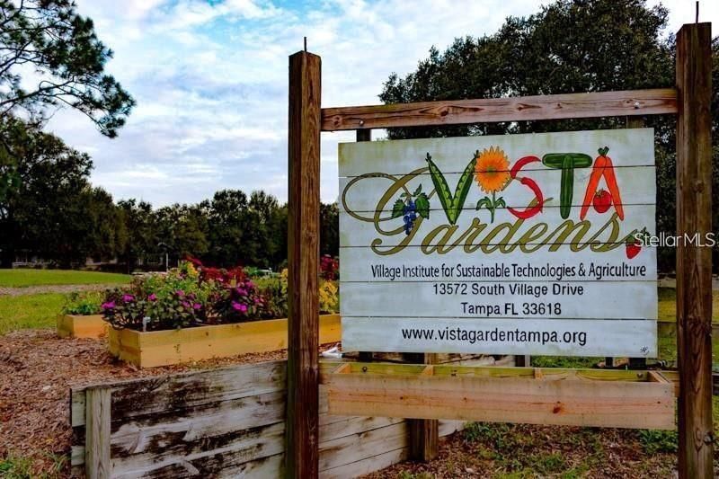 Active With Contract: $299,900 (2 beds, 2 baths, 1504 Square Feet)