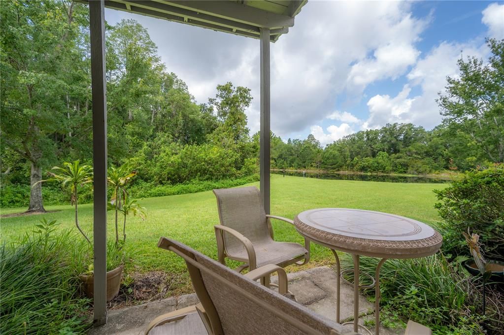 Active With Contract: $299,900 (2 beds, 2 baths, 1504 Square Feet)