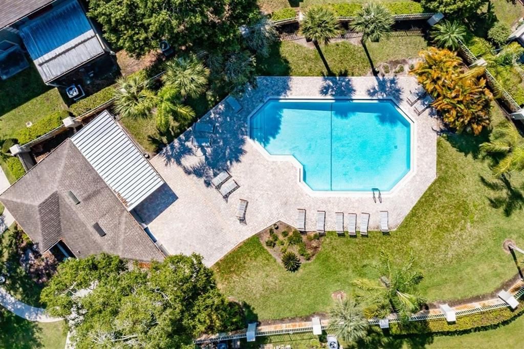 Active With Contract: $299,900 (2 beds, 2 baths, 1504 Square Feet)