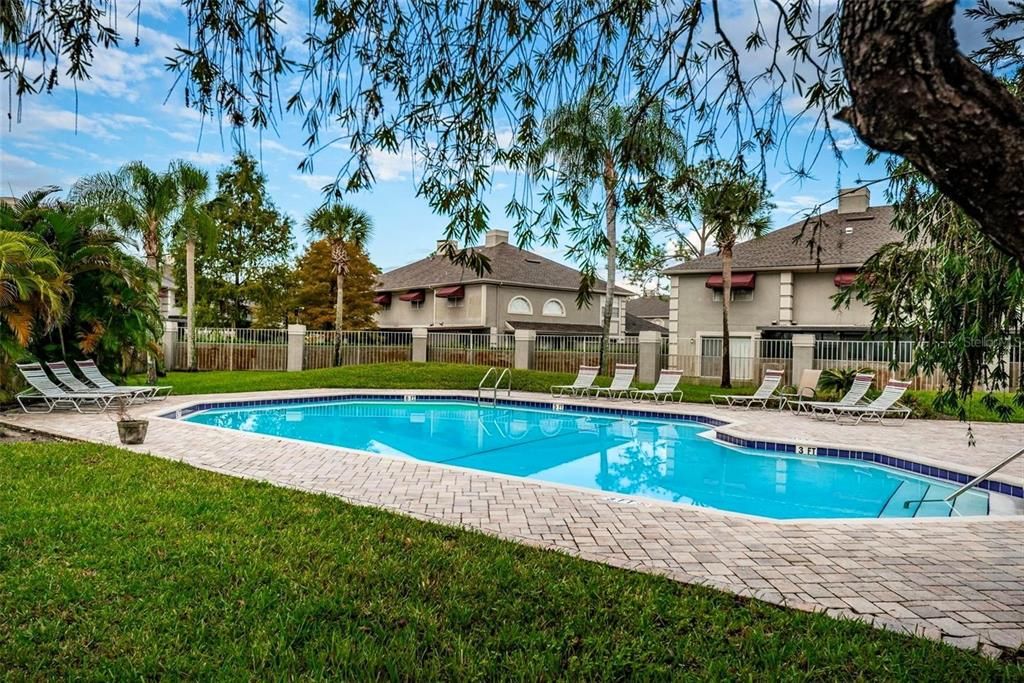 Active With Contract: $299,900 (2 beds, 2 baths, 1504 Square Feet)